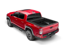 Charger l&#39;image dans la galerie, RetraxPRO XR - 07-21 Tundra Reg/Dbl 6&#39;6&quot; w/out Deck Rail System