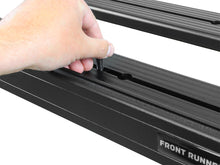 Charger l&#39;image dans la galerie, Ford Everest (2022-Current) Slimline II Roof Rack Kit